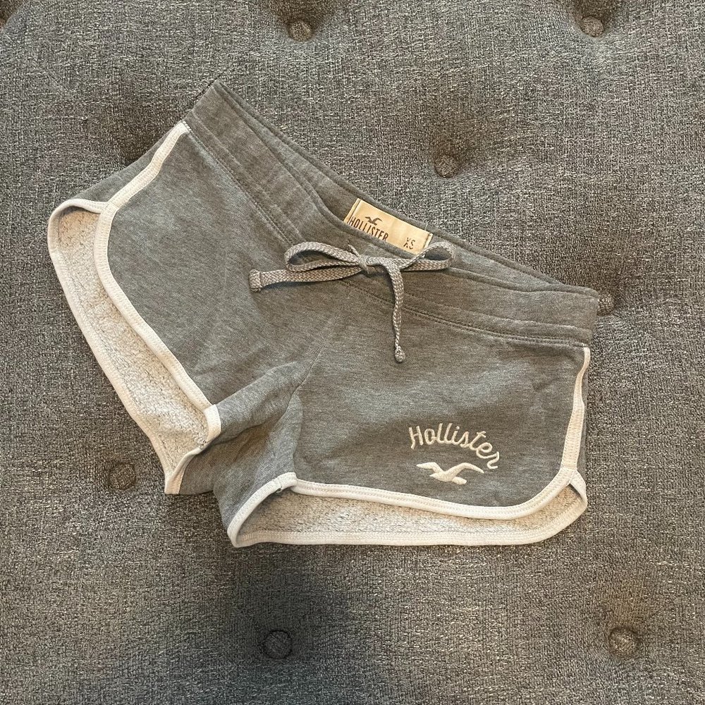 Hollister Low-Rise Lounge Shortie